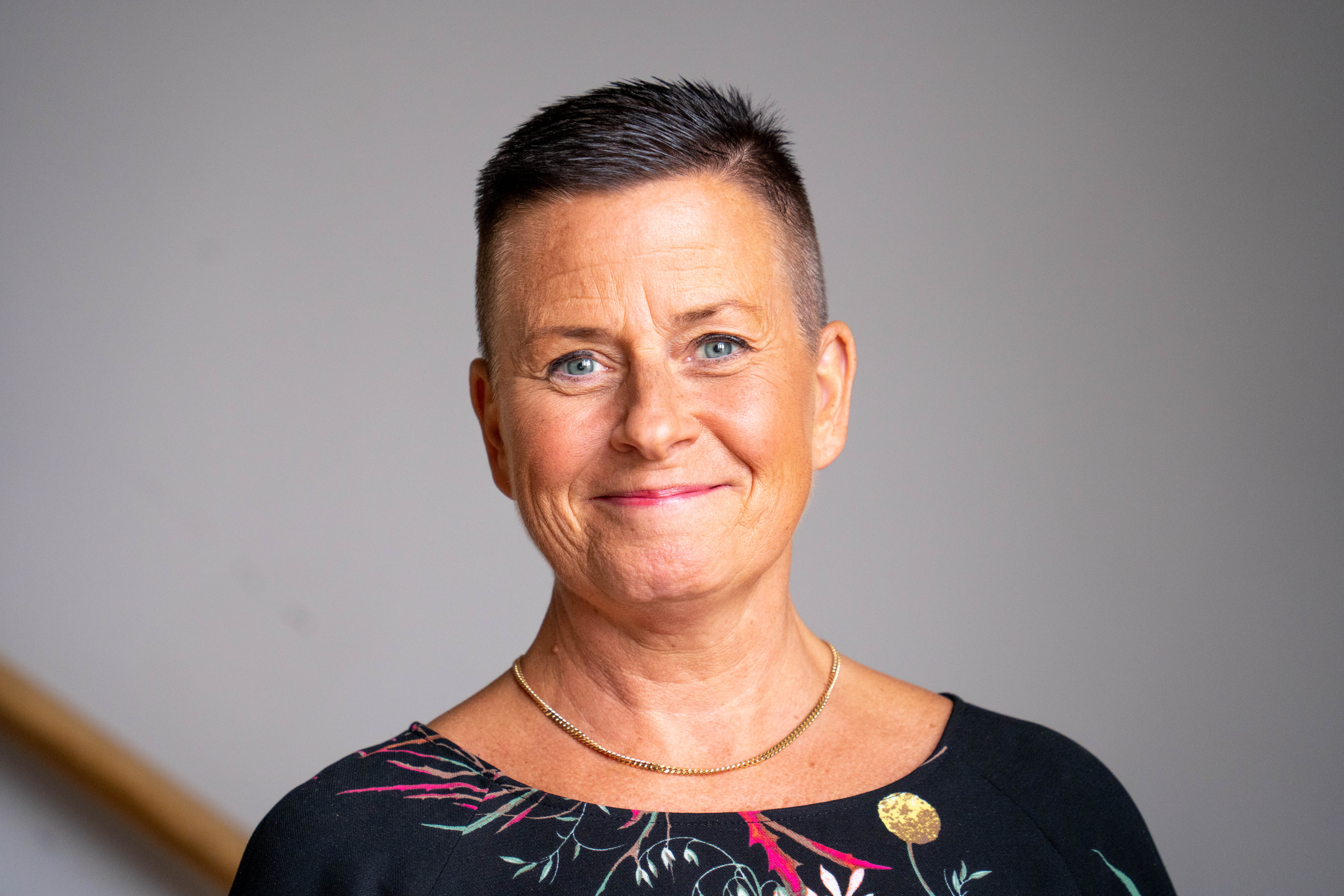 Porträtt av Anna-Carin Strand, lärare på musiklinjen. Foto.