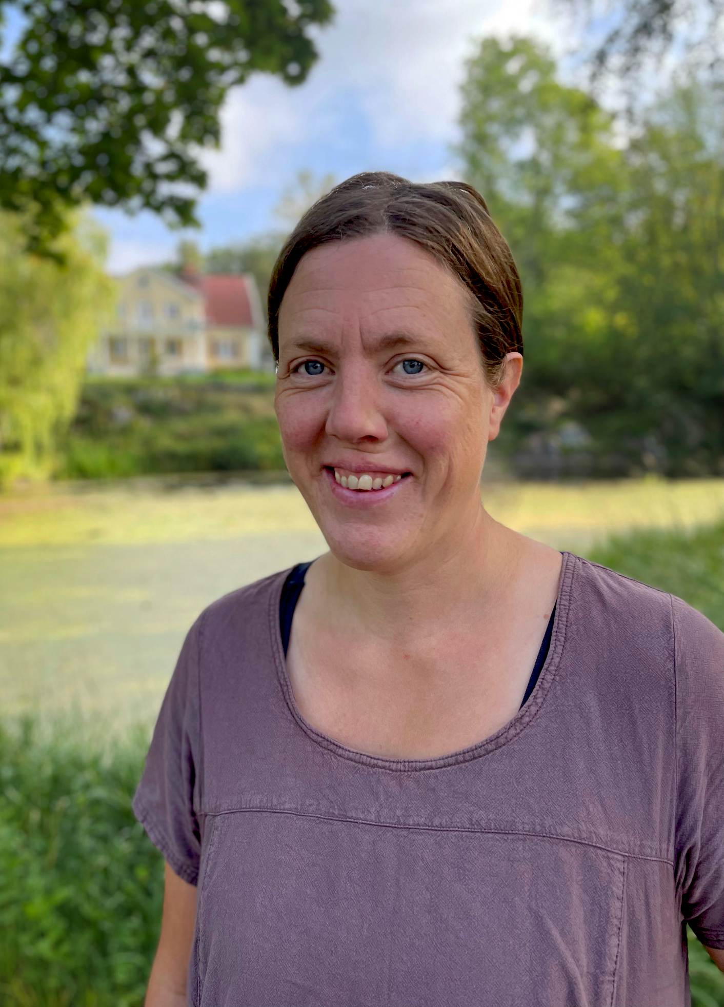 Porträtt av Cecilia Waxegård, lärare på allmän kurs. Foto.